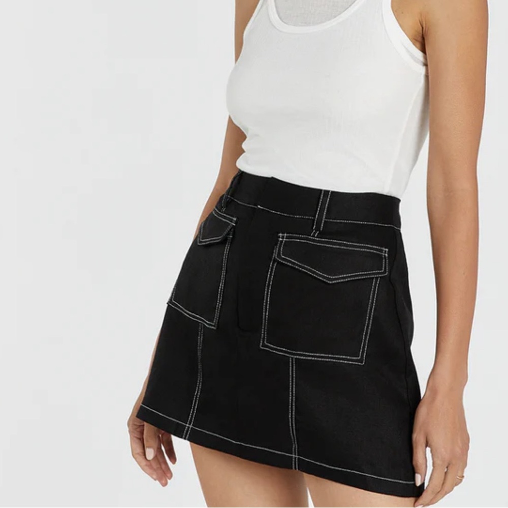DISSH DIMITRA BLACK LINEN CARGO SKORT